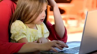 AB Komisyonu Başkanı: Teknoloji Şirketleri Çocukları Meta Gibi Göremez