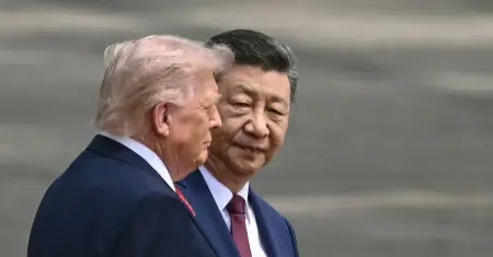 ABD Başkanı Donald Trump ve Çin Devlet Başkanı Xi Jinping Beyaz Saray'da el sıkışırken