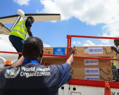 ABD, Ebola Salgını Nedeniyle Kenya'da Amerikalılar İçin Karantina Merkezi Kuruyor