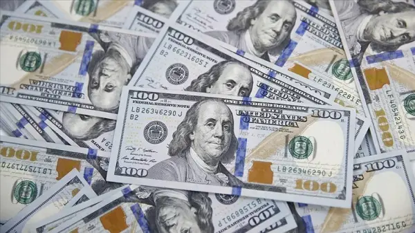 ABD cari açığını gösteren finansal grafikler ve veriler