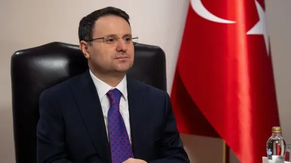 Adalet Bakanı Akın Gürlek'in sınav adaylarına başarı dileklerini gösteren görsel