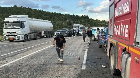 Adıyaman'da meydana gelen trafik kazası sonrası olay yeri