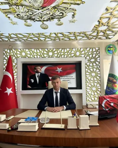 Afyonkarahisar'da Skandal: AKP'li Belediye Başkanı İsa Atay İstifa Etti, Yargı Süreci Başladı