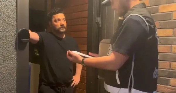 Ahbap Derneği soruşturması kapsamında tutuklanan Oğuzhan Uğur'un adliyeden çıkışı