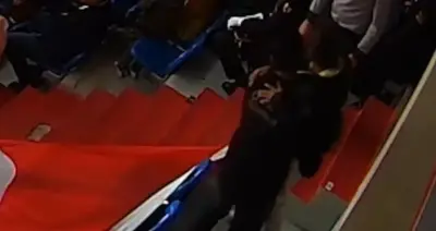Aksaray Cumhuriyet Bayramı Töreninde Yardımsever Güvenlik Görevlisi