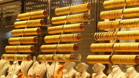 Altın fiyatlarındaki son gelişmeler ve piyasa analizi