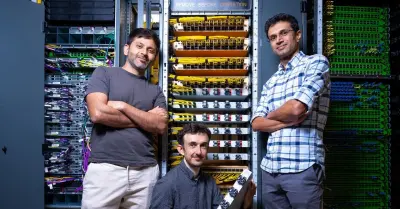 Amazon Veri Merkezlerinde Ağ Tasarımında Devrim Yarattı