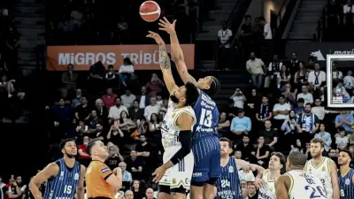 Anadolu Efes Seride Öne Geçti: Fenerbahçe Beko Karşısında Kritik Galibiyet