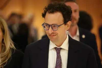 Anthropic CEO'su Dario Amodei ve ABD Başkanı Donald Trump Beyaz Saray'da