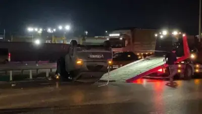 Arnavutköy'de Zincirleme Kaza: Motosiklet Sürücüsü Yaralandı, Trafik Durdu