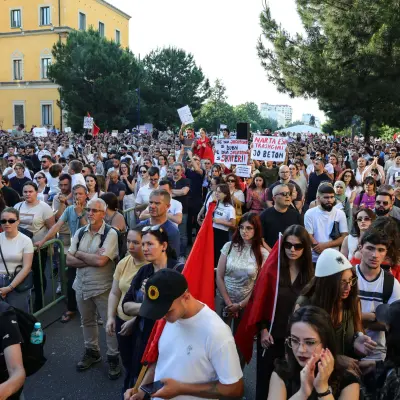 Arnavutluk'ta Kushner Bağlantılı Turizm Projesine Karşı Protestolar Büyüyor