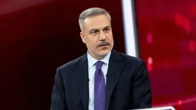 Bakan Fidan, Ukrayna Zirvesi İçin Paris'e Gidiyor: Ankara'dan Barış Mesajları