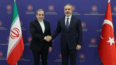 Bakan Fidan ve İranlı Mevkidaşı Erakçi Bölgesel Gelişmeleri ve İran-ABD Müzakerelerini Değerlendirdi