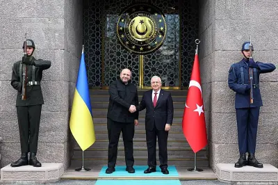 Bakan Güler ve Ukrayna Savunma Konseyi Sekreteri Umerov Ankara'da Görüştü