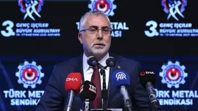 Bakan Işıkhan'dan Dijital Bağımlılık Uyarısı: Gençler Sanal Dünyanın Tuzaklarına Dikkat Etmeli