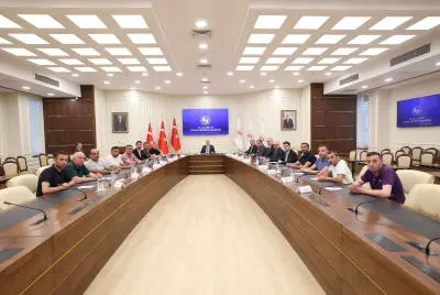 Bakan Işıkhan'dan Madencilerle Görüşme: Doruk Madencilik Alacakları Değerlendirildi