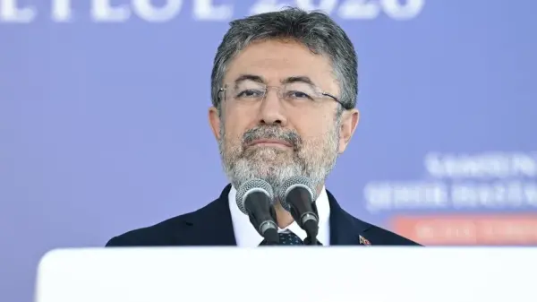 Tarım ve Orman Bakanı İbrahim Yumaklı'nın kırsal kalkınma destek paketini açıklarken çekilmiş bir fotoğrafı