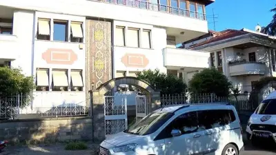 Bakırköy'de Kardeş Kavgası: Ağabey Tutuklandı, Silah Komşunun Aracında Bulundu