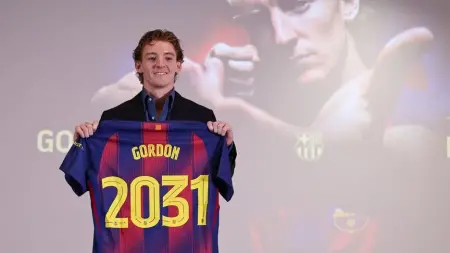 Barcelona'nın yeni transferi Anthony Gordon