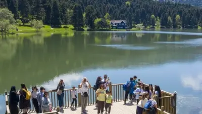 Bayram Tatilinde Doğaseverlerin Gözdesi Gölcük Tabiat Parkı Oldu