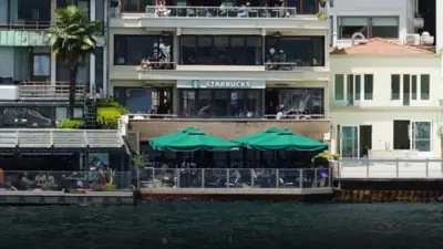 Bebek'teki Tarihi Yalıda 20 Yıllık Devir: Starbucks Yerini Kahve Dünyası'na Bırakıyor