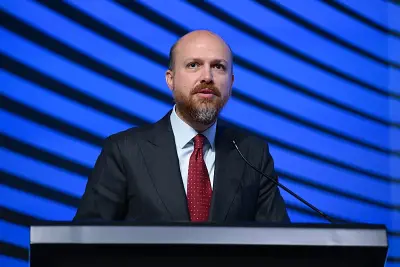 Bilal Erdoğan'dan Uluslararası Olimpiyat Komitesi'ne Sert Eleştiri: 'Sporda Çifte Standart Uygulanıyor'