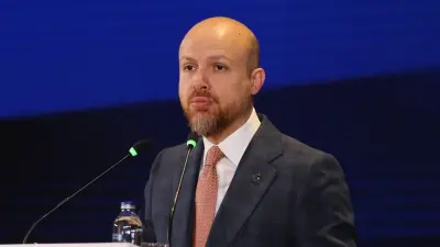 Bilal Erdoğan: Dünyada Yozlaşmaya Karşı Mücadele Eden Başka Millet Yok
