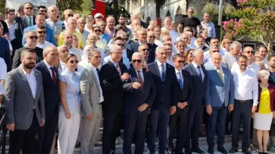 Bursa'da Siyasi Deprem: 6 CHP'li Belediye Başkanı ve Meclis Üyeleri Yeni Parti'ye Katıldı