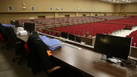 Büyükçekmece Belediyesi yolsuzluk davası duruşmasından bir görünüm