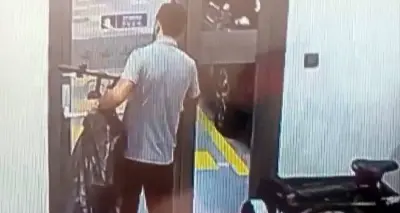 Çalıntı Bisiklet Polis Merkezine Teslim Edildi: Şüpheliler Suç Aletini Getirdi