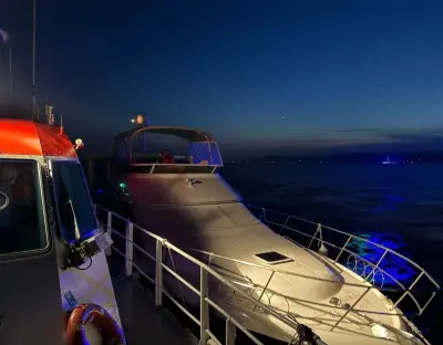 Çanakkale Boğazı'nda Kritik Kurtarma Operasyonu: Sürüklenen Tekne Emniyete Alındı