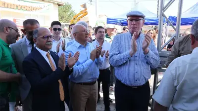 CHP'de Şok İstifa Dalgası: Odunpazarı Belediye Başkanı Kazım Kurt, Özgür Özel'in Yeni Partisine Katılıyor