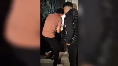 CHP Malatya İl Binasında Gece Yarısı Gerilimi: Yeni Yönetim Çilingirle Göreve Başladı