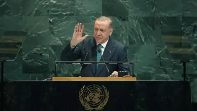 Cumhurbaşkanı Recep Tayyip Erdoğan, Birleşmiş Milletler Genel Kurulu kürsüsünde konuşma yaparken.