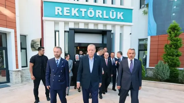 Cumhurbaşkanı Erdoğan Recep Tayyip Erdoğan Üniversitesini ziyaret ediyor.