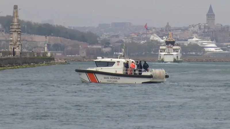 Kadıköy-Beşiktaş vapurunda kaybolan Azeri kadının arama çalışmaları
