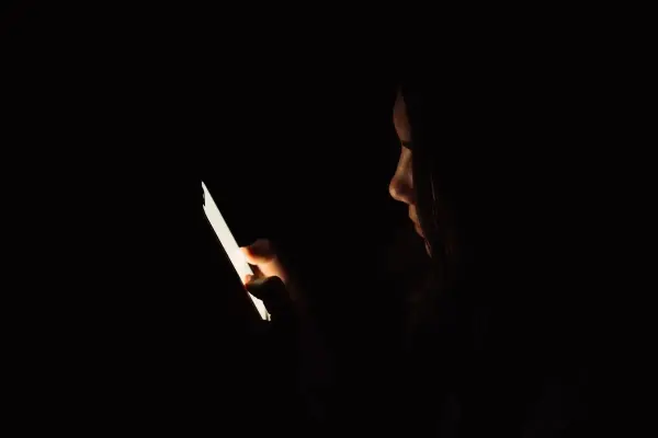 Akıllı telefonlarda güvenlik ayarları ve casus yazılım koruması
