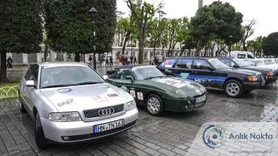 Doğu-Batı Dostluk ve İpek Yolu Rallisi Türkiye etabına Sultanahmet'ten başladı
