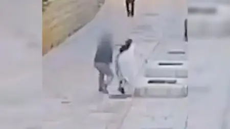 Doğu Kudüs'te rahibeye saldıran fanatik Yahudi ve yere düşen rahibe