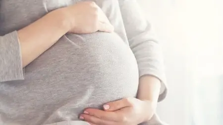 Kadınların doğurganlık yaşları ve tüp bebek tedavileri hakkında uzman görüşleri.