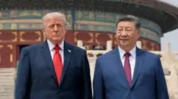 Donald Trump ve Çinli yetkililerin katıldığı karşılama töreni