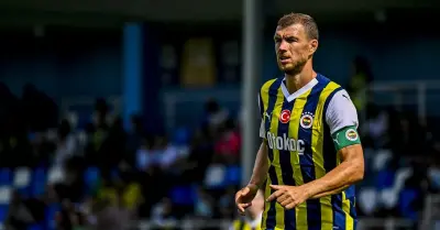 Edin Dzeko'dan Bosnalı Çocuklara İlham Veren Mektup: 'Hiçbir Şey İmkansız Değil'