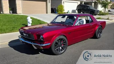 Efsane Yeniden Doğdu: 1966 Mustang'e Tesla Kalbi ve Otonom Sürüş Gücü!