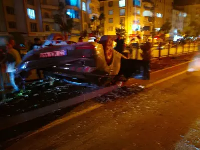 Elazığ'da Kamyonet ile Otomobil Çarpıştı: 5 Yaralı Hastaneye Kaldırıldı