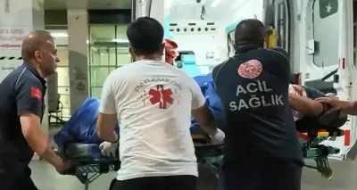 Elazığ-Malatya Karayolu'nda Tır Kazası: Sıkışan Sürücü Kurtarıldı