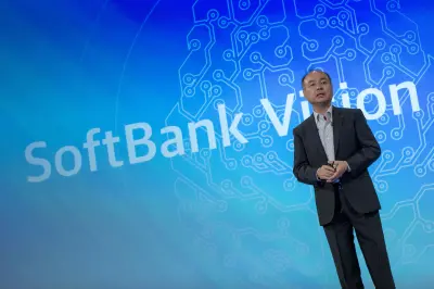 Elon Musk'ın Uzay Veri Merkezi Vizyonu Şüpheyle Karşılanıyor: SoftBank CEO'su Masayoshi Son'dan Eleştiriler