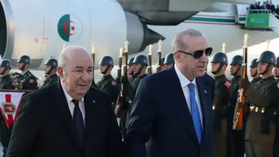 Erdoğan, Cezayir Cumhurbaşkanı Tebbun'u Resmi Törenle Karşıladı