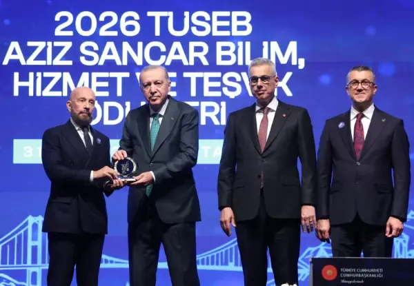 Cumhurbaşkanı Erdoğan, sağlık kurultayında konuşma yaparken