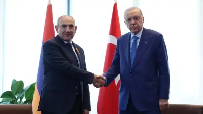 Cumhurbaşkanı Erdoğan ve Ermenistan Başbakanı Paşinyan'ın BM Genel Kurulu'ndaki görüşmesi