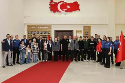 Erzurum Emniyeti'nden Geleceğe Yatırım: Polis Çocuklarına Gönüllü Eğitim Desteği